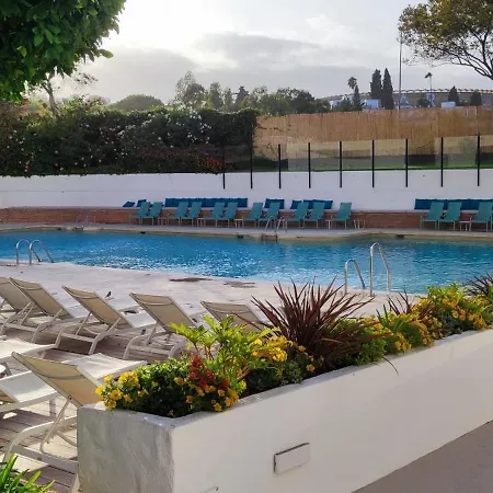 Апартаменти Bright & Cozy In The Center Of Puerto Banus, Pool And Terrace. Марбелья