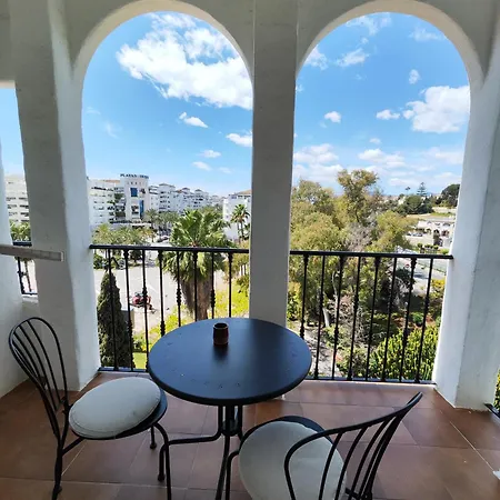 Apartament Bright & Cozy In The Center Of Puerto Banus, Pool And Terrace. *