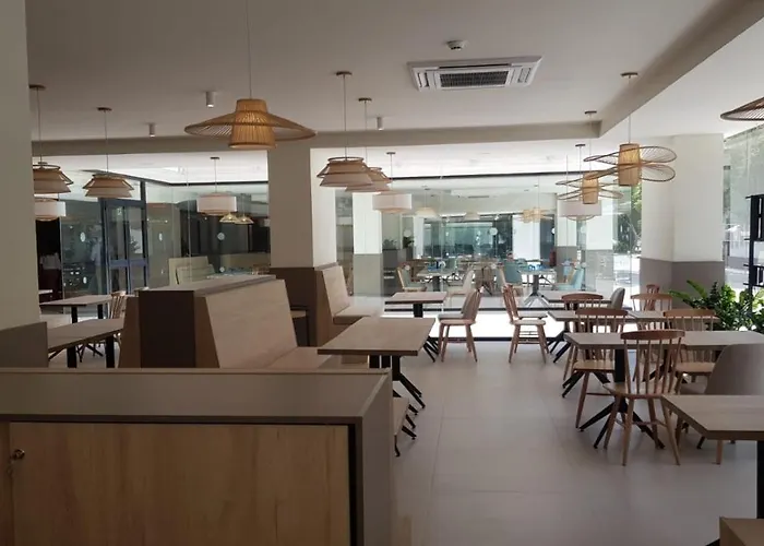 Appartement Bright & Cozy In The Center Of Puerto Banus, Pool And Terrace. *