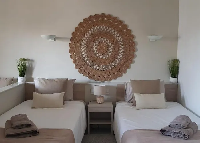 Bright & Cozy In The Center Of Puerto Banus, Pool And Terrace. Marbella