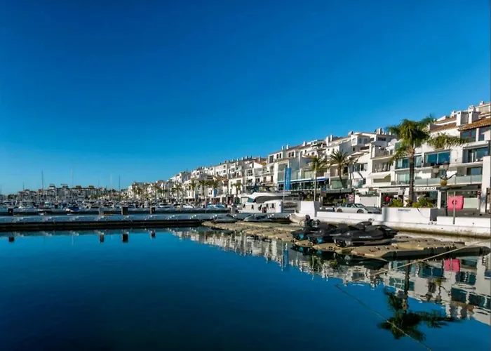 Bright & Cozy In The Center Of Puerto Banus, Pool And Terrace. Appartement Marbella